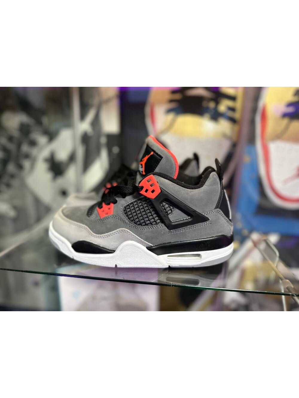 Nike Air Jordan 4 Retro Infrared SIzE: 5.5 YOUTH
